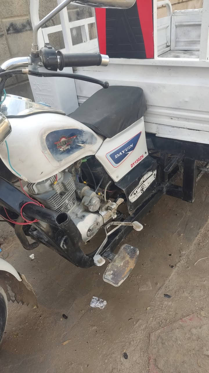 ستوته للبيع 2018 سلف كهربائيات شغاله السعر مليون. 350وبيه مجال  اوراق كامله 
الرقم ‏‪0780 586 6408‬‏
