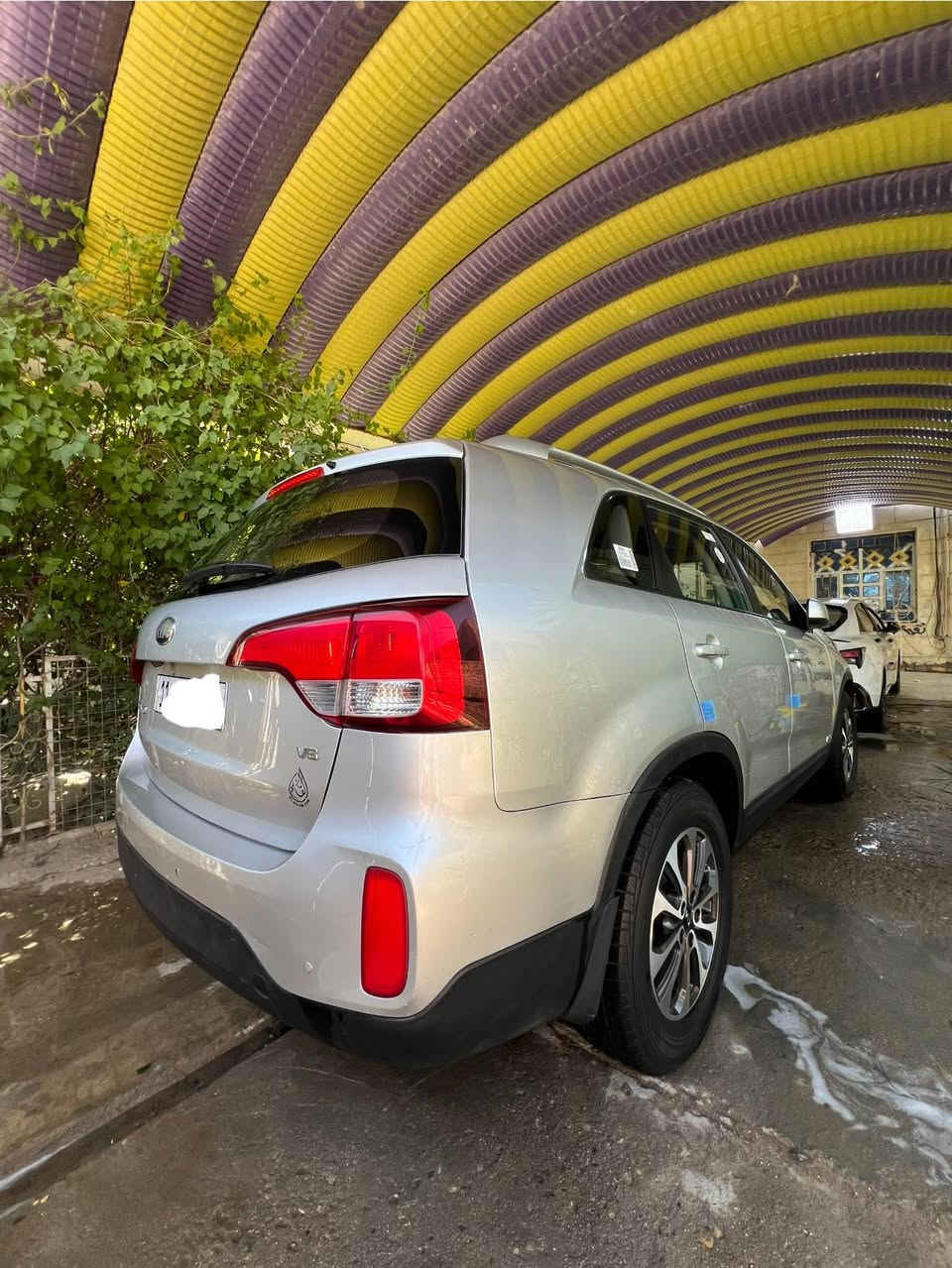 السلام عليكم للبيع كيا سورنتو 2013 شكل ال 15 خليجي رقم بغداد ب اسمي 7 راكب  V6 ماشيه 150 Km حقيقي سياره كفاله من ضربه وصبغ وتبديل تخم تاير جديد حداديه جديده تبريد ثلج سياره جاهزه وجديده سونار مرفق بل منشور 
مكان السياره ناصريه 

***********

***********
