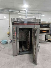 فرن كهربائي • بحالة جيدة • كالار