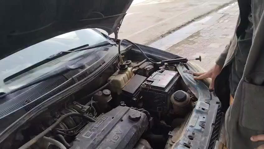 نصيحة من اسطة علي
التشخيص الصح يجنبك الخسارة 
اهلا وسهلا بكم في مركزنا الافضل والانسب في العراق 
بأدارة سيد احمد وسيد علي 
نجف شارع ميلاد فاو مجاور ميلاد مول 
***********
