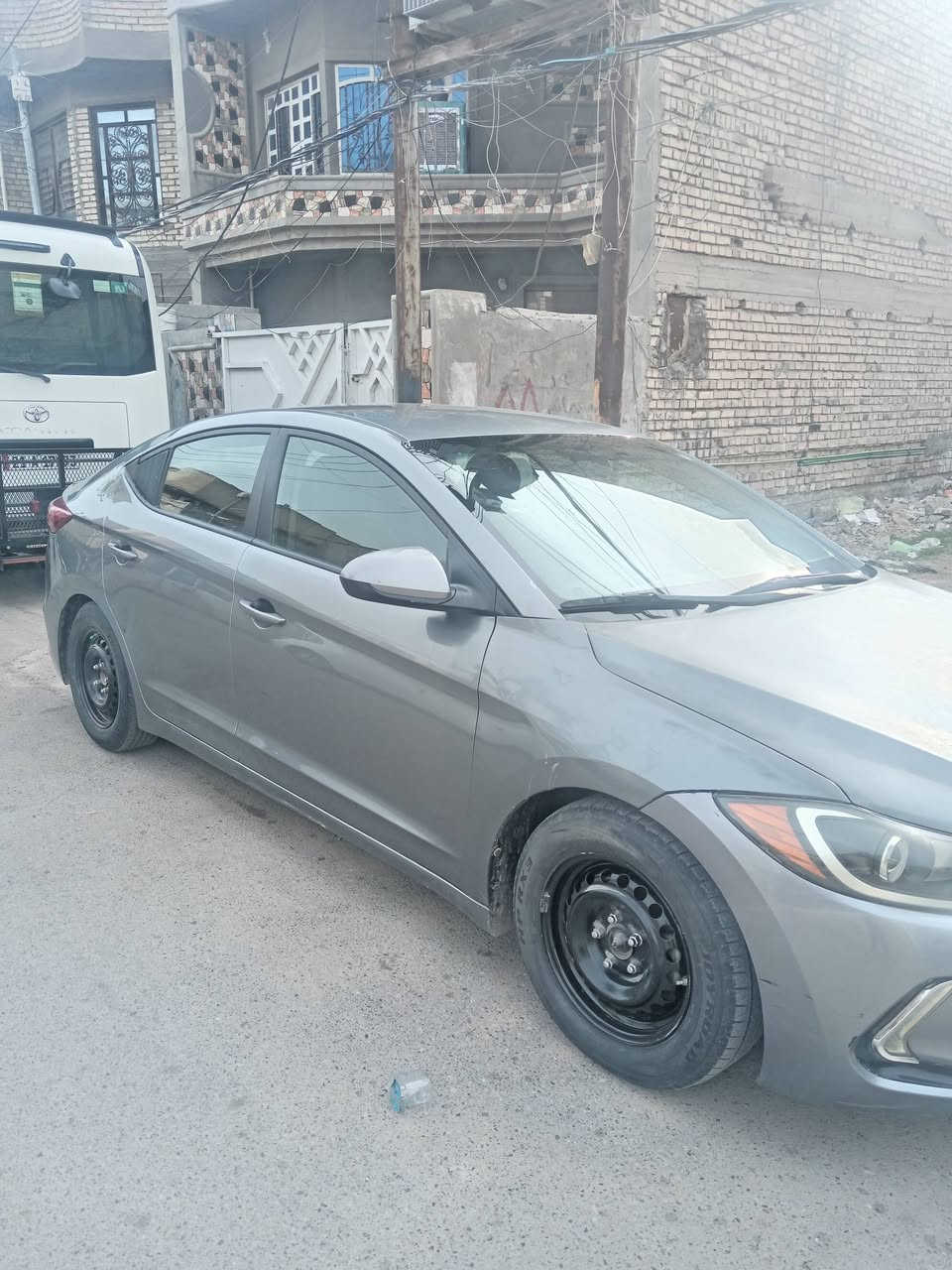 السلام عليكم
الانترا موديل 17 امريكي
الحادث قطعتين جاملغ وبنيد ومرفق سونر بل منشور
رقم اربيل الدولي بسمي شرط التحويل
او وكالة
السيارة جاهزة ومخدومه على اخر حبايه
ماشية 120 الف مايل
المكان بغداد حي الجهاد
***********
***********
السعر المطلوب 113 وبيها مجال بسيط
