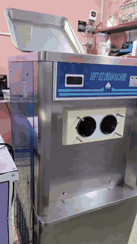 سوفت سوبر الميلاد
السعر ١٠ ورقة 
الكرخ حي الجهاد 
بمات 
هاتف ***********
