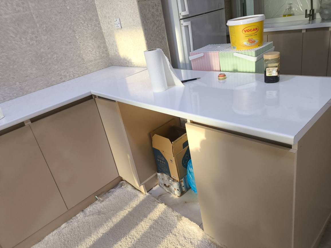 که وانته ر بی سه ره وه بو فروشتن دریژی 360پانی مه ترو 40سنگ 2مه تر به شه رت بو فروشتن بای 400هه زارو معامله سلیمانی ڕاپه رین *********** السليمانية, العراق
