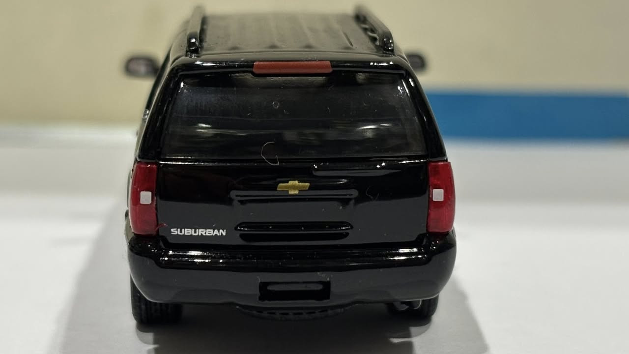 Chevrolet Superban 

يأتي معها درع 😍

حديد بالكامل 
الحجم 1:64
صناعة شركة 596

السعر 24 الف ونصف فقط 🔥 

يتوفر توصيل لجميع محافظات العراق 🤩💙

 📍العنوان / شارع فلسطين - خلف المستشفى العالمي 
مكتبة الأمين للحجز و الاستفسار على الرقم او مراسلة الصفحة ***********
#مصغرات #سيارات_مصغرة #بغداد
