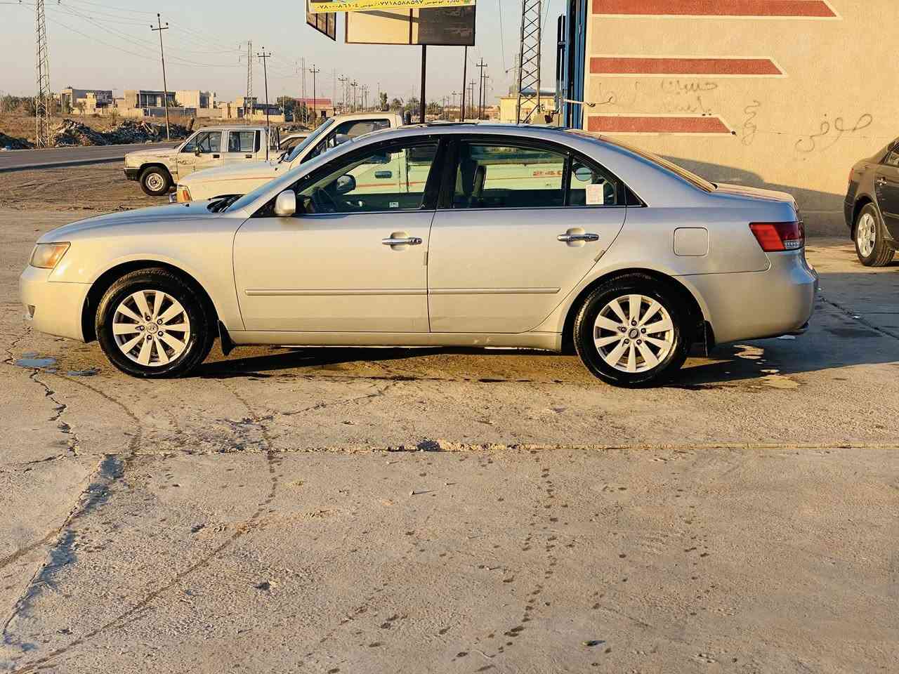 السلام عليكم للبيع سوناتا 2007 وارد امريكي(V6) رقم بغداد سنويه لل 27 ضرر السيارة 3 قطع بدون دواخل( ليبل واحد السيارة)
مكان السيارة /صلاح الدين/بلد 
***********
