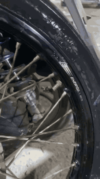 عمي السلام عليكم وياله فافون جيب او شد ما بيهن شي حته دوايرهن    ما بيهن شي    شي للبيع الزوج اب٧٠ او بيهن مجال ترد واحد ابيع  شيله وحده كلهن ابيع المكان ناصريه مركز
***********
