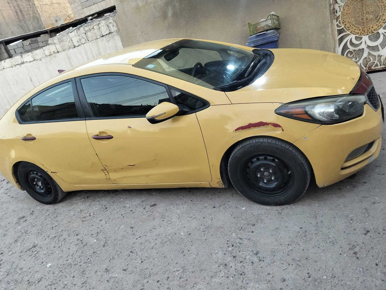السلام عليكم كيا فورتي وراد امريكي 
رقم بغداد محرك 200 دوش 
السعر 80 
رقم الهاتف  ***********
