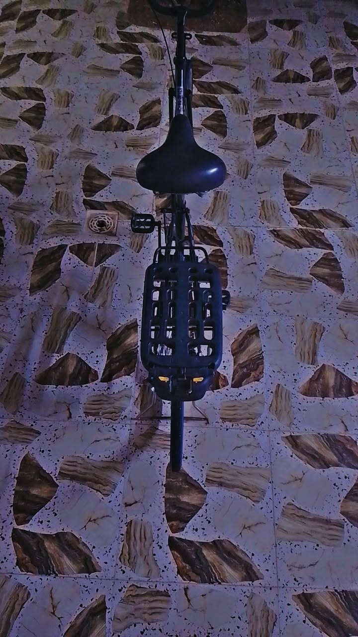 صلاح الدين قضاء بلد 
🔥 بسكل 26 إنج للبيع 🔥

بسكل نظيف ومرتب وجاهز للاستعمال مباشرة، مناسب للمشاوير اليومية والرياضة.

✅ هيكل قوي ومتين
✅ حامل خلفي
✅ كاسحة ياباني
✅ يجي وياه جامرلوغ
✅ إطارات بحالة جديده 
✅ استعمال نظيف
✅كفاله عامه 
✅الباسكل محرب 

📍 الموقع: صلاح الدين

💰 السعر: 130,000 دينار فقط وبي مجال 

المعاينة خير دليل، والبيع للجادين فقط.

📩 للمراسلة والاستفسار خاص.او عله رقم الهاتف 
***********
