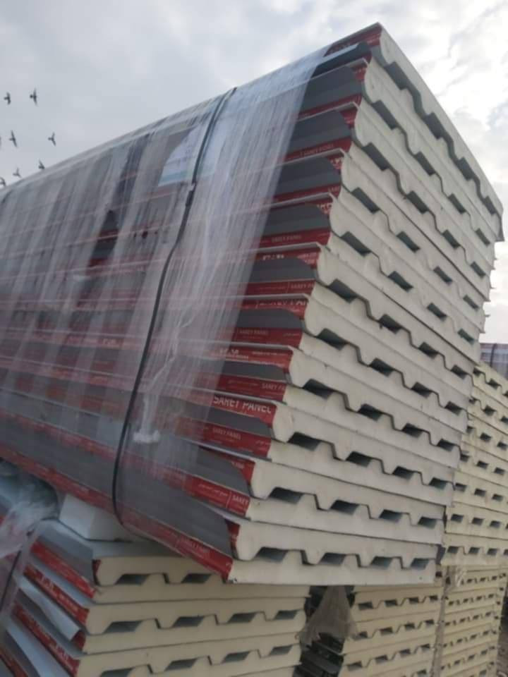 ابيع واشتري كافه انواع الحديد المستعمل واشتري أنواع السندويج ويوجد السنوديج جديد سعار جملة رقمي ***********
