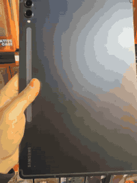 سامسونك اس 9 بلس نظيف جدا ذاكرة 512 رام 12 من عين الفهد وياه كارتونته والقلم وياه ايضا كيبورد مال سامسونك ايضا من عين الفهد  مع كارتونته السعر 800 الف 
للاتصال *********** عادي وواتسب
