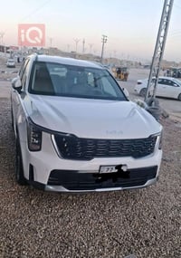 سورنتو ٢٠٢٤ • ٦ سلندر • ٨٠٠٠٠ كم