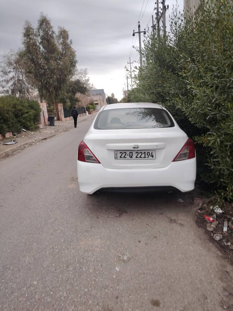 نیسان سەنی (لاکشمیبای)
مۆدێل 2014
رەقم و ژینگە و رێگاوبان و هەزەی نوێیە
تازە هەزەی بۆ کراوە پشتو پێشی تازە توند کراوەتەوە بێ تەقە و رەقیە 
پشت و پێشی کەپسە 
برانەوەی بەشەرت 
تەعول و غەرامە بەشەرت 
سیارەکە بەلیەک وەرگەراوە 
نرخیشی 69 وەرقە و کەمێک مەجال أربيل, العراق


**إذا كنت صاحب هذا الإعلان وتريد حذفه لأي سبب، رجاءا أرسل رسالة إلى الدعم الفني**