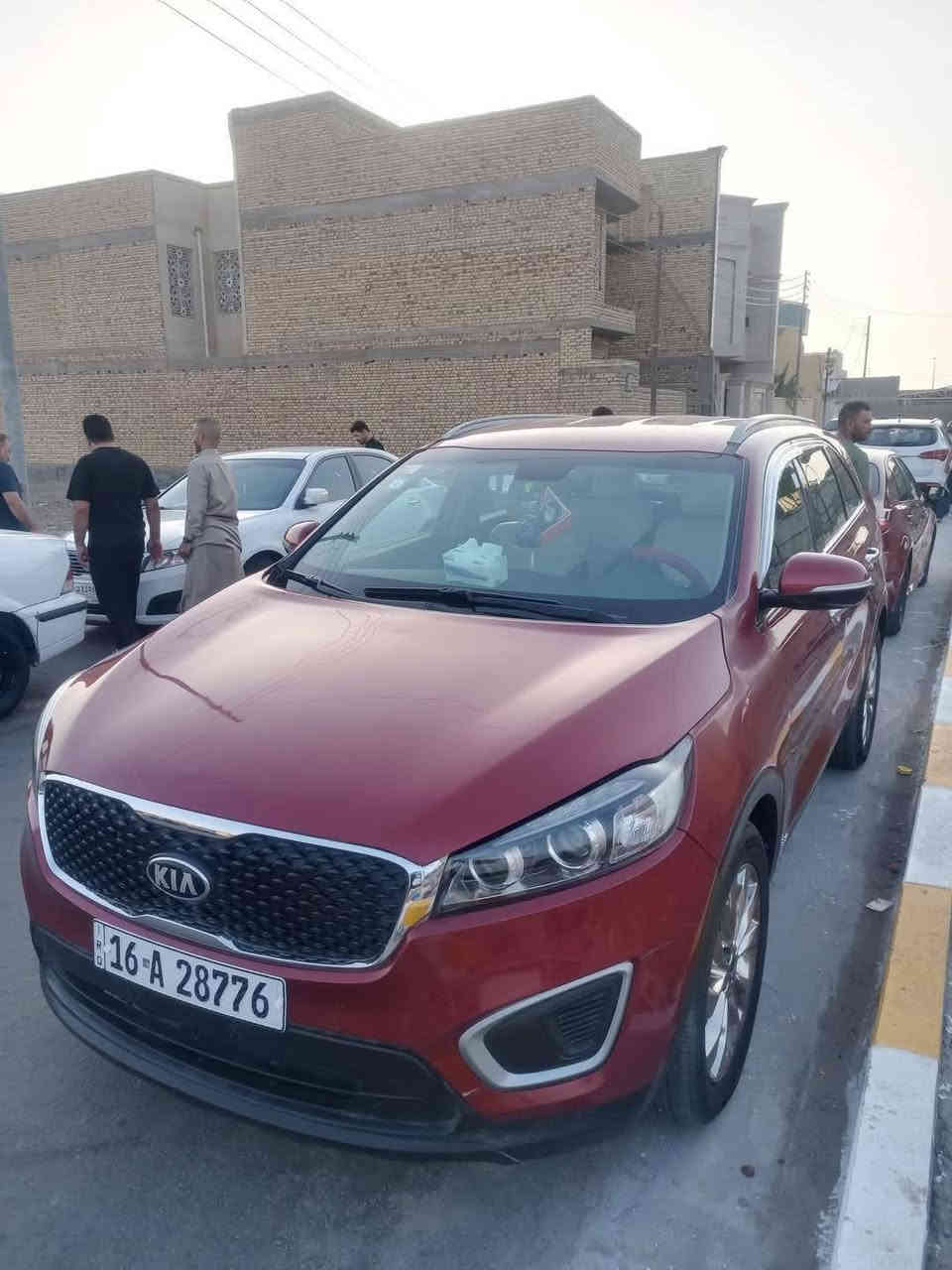 السلام عليكم سياره كيا سورنتو البيع موديل 17 سيارة تبريد شغال تدفئه شغال سياره بيه حادث مضروب جاملغ الايسر امريكي السنويه لحد، 29 مكفوله سياره السعر 180وبيه مجال الشراي انه مكلف بنشر لالحد يجي خاص رقم الهاتف ***********
