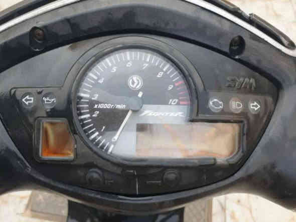 للبيع سيام نضيفه وكلشي ما عوزه كلشي شغال بيه مجفته جديد مكاني سوق الشيوخ العكيكه سعره ٣٠٠وبيه مجال 
***********
