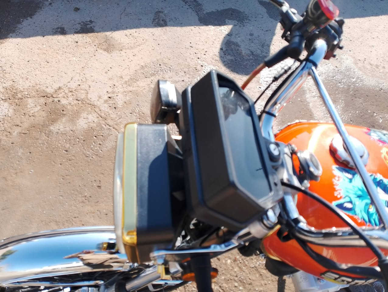 السلام عليكم دراجه مقفوله كفاله عامه دراجه رامبه نازله 2025 محرك 200 اوراقها كاملهن ديالى بعقوبه رجاء بدون واحد يطب لي يقول لي مراوس ما ادري شنو ***********
