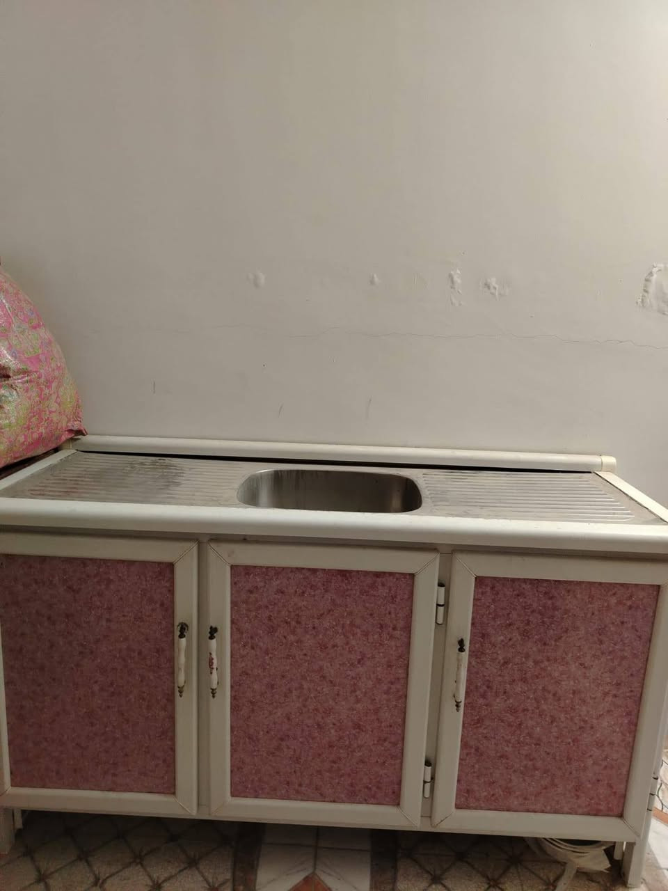 كاونتر حطاطه ٢٥٠ سعره
مكانه فلوجه قرب تانكي مي النزيزه رقم
.. ***********
