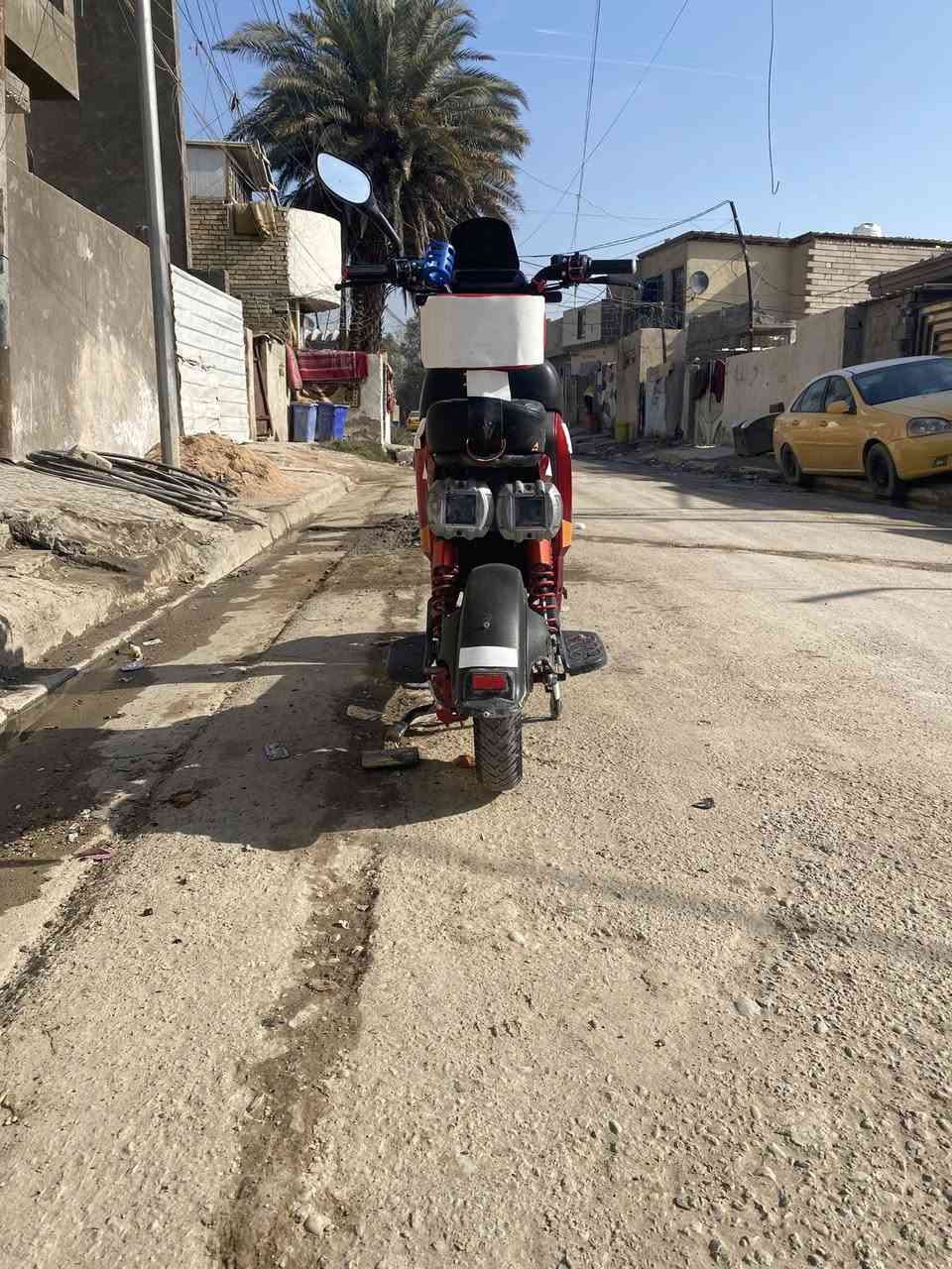 سلام عليكم دراجه شحن للبيع اكس 900 
لايت عالي ناصي اشاير يمنه يسره مكان بغداد الدوره أبو دشير 
السعر 550 وبيها مجال الرقم ***********💁🤍
