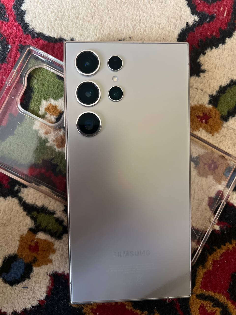 سامسونك S24 الترا
ذاكره 256 
استخدام قليل 
للبيع اومراوس بايفون ١٥ او ١٦
بدون ملحقات ***********
