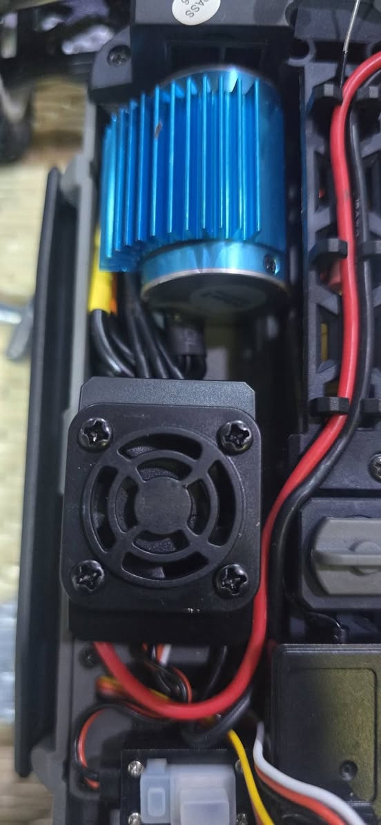 بكي جديده حجم 1:12 برشلز سرعه فول بطاريه 11.1v 
السعر 90 الف


**إذا كنت صاحب هذا الإعلان وتريد حذفه لأي سبب، رجاءا أرسل رسالة إلى الدعم الفني**