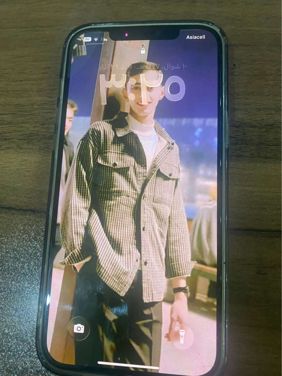 ١٢برو ماكس شرق اوسط ذاكرة ١٢٨ بطارية ١٠٠ اصلية يوم كامل جهاز كلة شغال مبدل بي فقط بطارية ووكع مني الودكمة التنصي كامت شكل مرات تشتغل مرات لا والتعلي شغالة مابيهة شي كارتونة ماتة موجودة جهاز مال بيت نضيف كلش السعر ٤٢٥وبي مجال المكان حي القاهرة الرقم *********** بغداد, العراق
