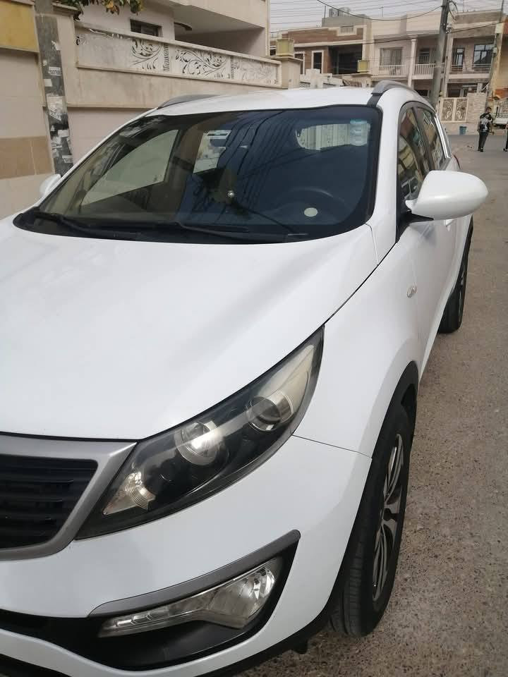 سلام عليكم ، كيا سبورتج 2014 خليجي نصف باب صدر صبغ فقط موقعي اربيل أو بغداد ، سعر 150 
تواصل ***********
