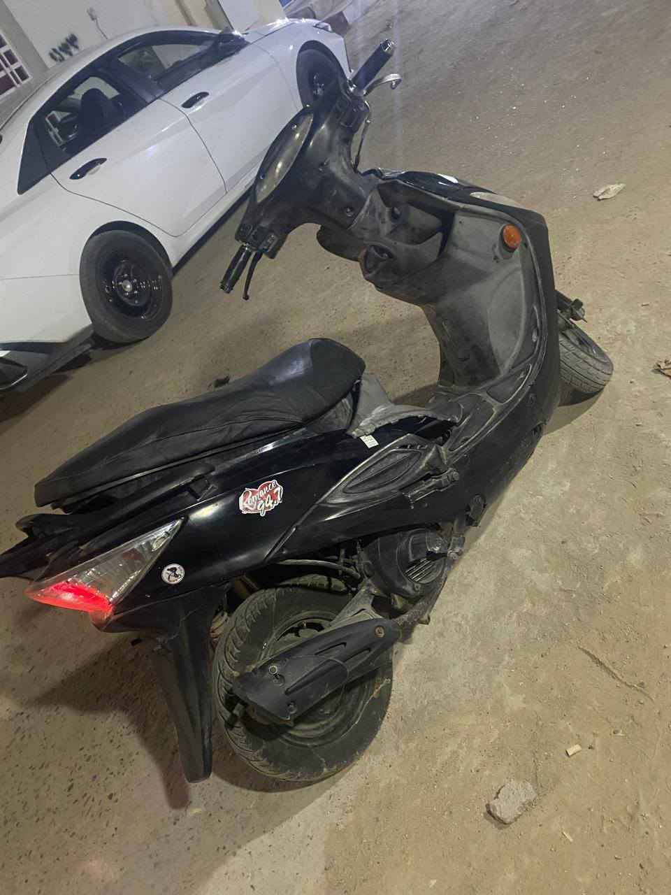 كامكو جي فور للبيع مجفته تجفيت مضبوط مكينه ناعمه كهربائيات كلهن شغاله 
نكره سلف
سعر ٣٠٠ بي مجال حك الجيه ابو ٢٢٥ و ٢٤٠ لاتجيني
مكاني نجف حي ميسان


**إذا كنت صاحب هذا الإعلان وتريد حذفه لأي سبب، رجاءا أرسل رسالة إلى الدعم الفني**