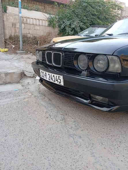 السلام عليكم بي ام للبيع BWM موديل 92 حجم 535 كير عادي السيارة تعمير اوفر اوول من الدعاميه للدعاميه مكينه وكير و كهربائيات وتبريد وصدر كفاله رقم بغداد انكليزي تحويل مباشر داخلها لوك سقف وتكم كنتاره السعر 53 وبيها مجال قليل المكان بغداد الزعفرانية ***********
