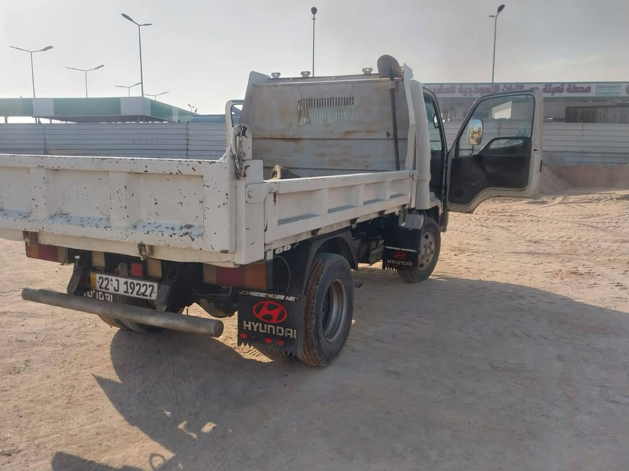 للبيع كنتر هونداي للبيع
موديل 2010

سنويا ل27

 مكينه 4000

رقم الهاتف 

 ***********
