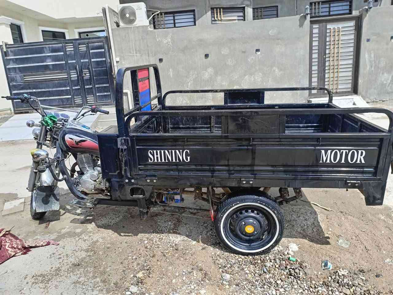 ستوته جمره  البيع موديل 19 اوراق اصوليه شاصي مكفول كهربايات جهزه وره وكدام شغاله سلف هندر ما ناقصه اي شي سعر  مليون 700 وبيه مجال مكاني البصره  شراي يتصل ***********
