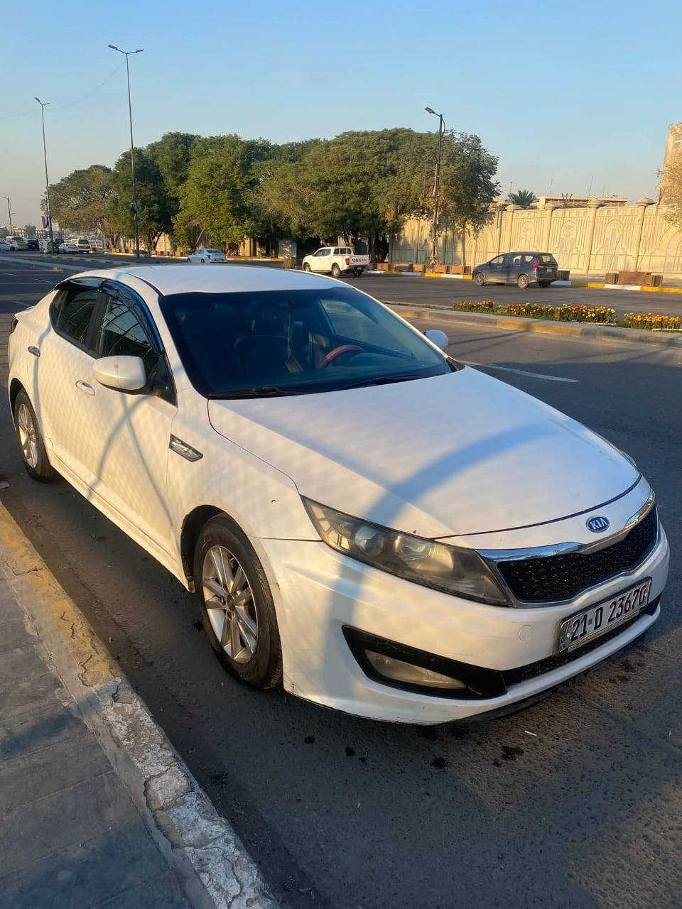 للبيع اوبتيما موديل 11 لون ابيض مواصفات نص فول خليجي محرك  دوش 2400 ماشيه 133 الف بيهه جاملغ و شويه بلبنيد صبغ بدون ارباك بدون دواخل مكانهه بغداد صليخ ترهم مراوس السعر  113. رقم سيلمانيه هزه و فحص جديد بسمنه  ***********.. ***********
