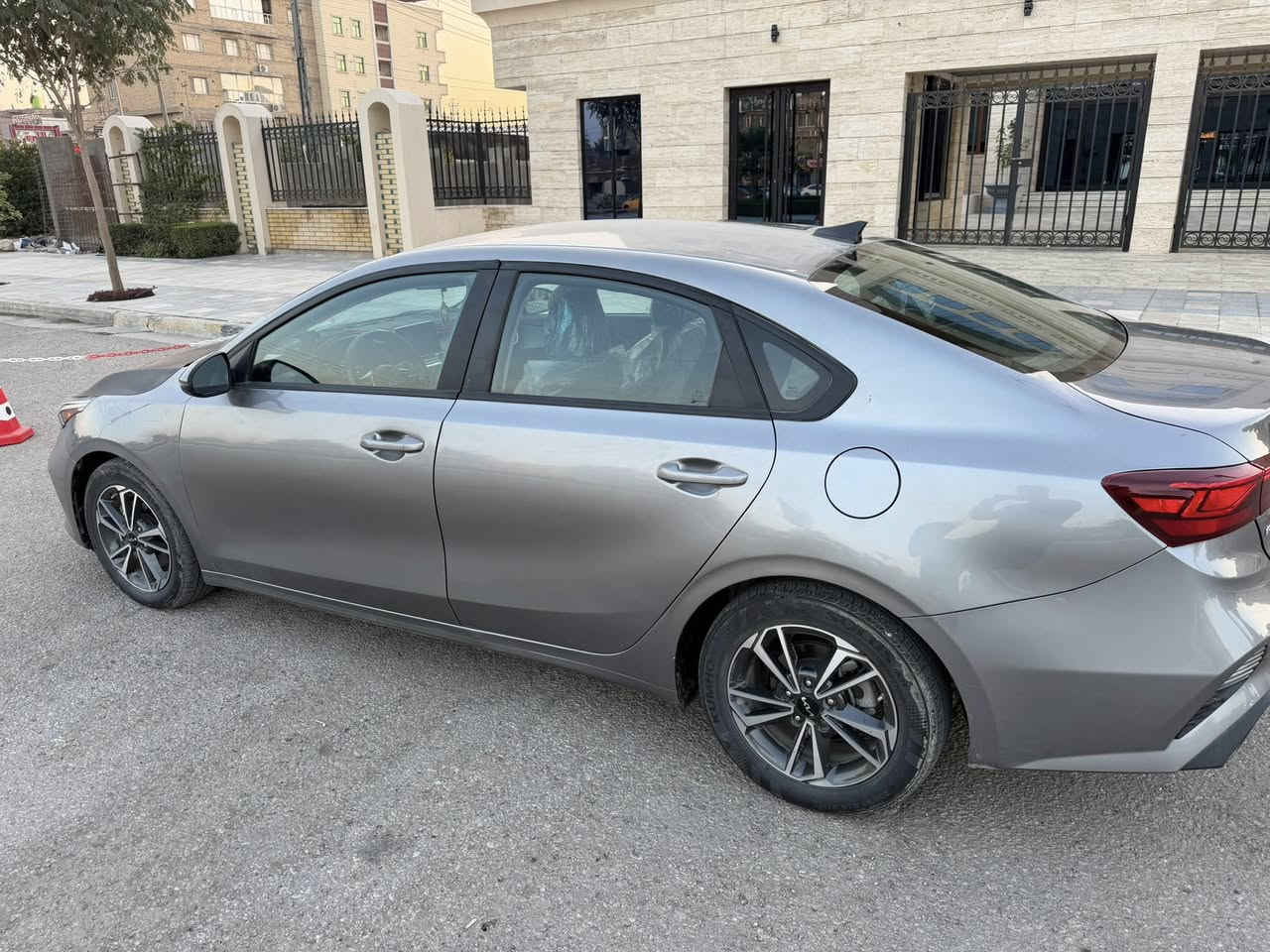 السلام عليكم للبيع فقط بدون مراوس
كيا فورتي  موديل 2023

دخول جديد ورقم كربلاء جديد وهزه جديده تحويل ثاني يوم

* ماشيه (35) الف وقابل للزياده 

• المحرك: 2000 دوش

 • شاشه تدعم الكاربلي + كاميرا خلفية

 • رادار أمامي

 • 3 أنظمة قيادة

 • تحكمات ستيرن+ نظام تحديد المسار

 • السيارة نظيفة جداً وجديدة بمعنى الكلمة بدون اي نقص

حادث بابين صبغ وشويه بلهلال بدون ايرباك حادث سطحي وبدون اي نقص بجم كبس خلف كبس

العنوان / كربلاء

السعر 160 وبيهة مجال بسيط

للأستفسار 📞

***********
