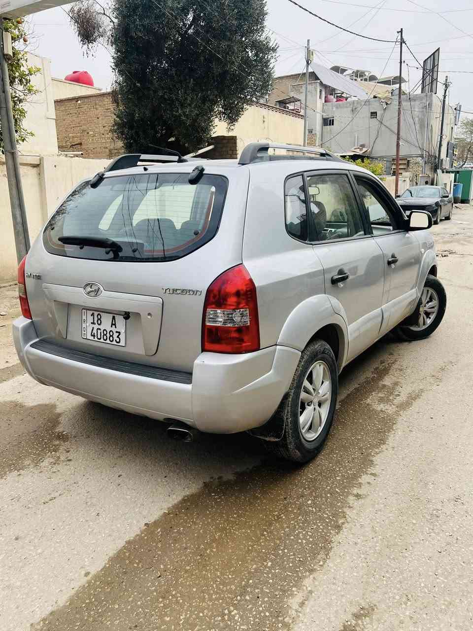 توكسان موديل 2010 خليجي
سياره جديدة وجاهزه على اخر حبايه 

 سياره جديدة بيها فقط  باب صندوق رش وربع البنيد 

 رقم بابل بأسمي سنويه 2029

مكان السيارة بابل شارع اربعين  الشراي يتصل خاص مارد 

السعر 117$ وبيها مجال حك جيه 

***********
