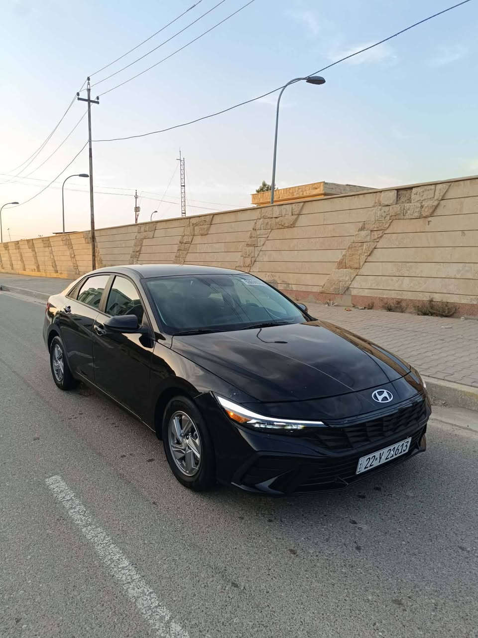 السلام عليكم
هونداي النترا للبيع موديل 24 رقم اربيل الجديد 
دخول جديد البارحه اترقمت السياره ودخلت بغداد حادث السياره بنيد نفسه مصلح ومصبوغ ارباك استيرن فقط بدون دواخل 
المواصفات 
شاشه الكتروني 
لد نهاري + لايت زنون 
فول تحكم استيرن
ثلاث انظمه قياده
السياره ماشيه 12  الف فقط السياره زيرو مشي امريكا 
رادار امامي 
ويل كب توقف ذاتي عنده الاقتراب 
محرك 2000 دوش بانزين فقط
وباقي المواصفات المعروفه 
مكان السياره بغداد 
الهاتف ***********/***********
