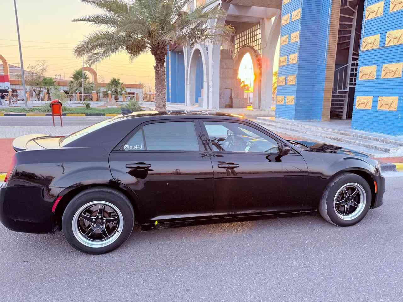 🔱اوباما كلايزر 🔱 300/ S
⚜️دخول جديد وارد أمريكي 
⚜️مديل 2019 معلاية 2022
⚜️كير ومحرك كارتون كفاله
⚜️سيارة جديده بمعنى حدادية جديدة 
⚜️محرك 3600 جديد جديد
⚜️كشنات جلد 
⚜️كشنات كهرباء تدفئة تبريد 
⚜️شاشة كبيره كار بلي
⚜️كير ماوس
⚜️بصمة عدد (2)
⚜️دخول ذكي
⚜️مري قلاب 
⚜️بجم عريض 
⚜️تحكمات ستيرن 
⚜️تبريد قطعتين  
⚜️تشغيل عن بعد 
⚜️مثبت سرعة 
⚜️سبايدر اسود لامع 
⚜️ويلكب ويلد 18 طخم تايرات
    السياره بسمي رقم جديد تحويل ثاني يوم
  
     العنوان / البصره سفوان 
       رقم الهاتف *********** Singapore
