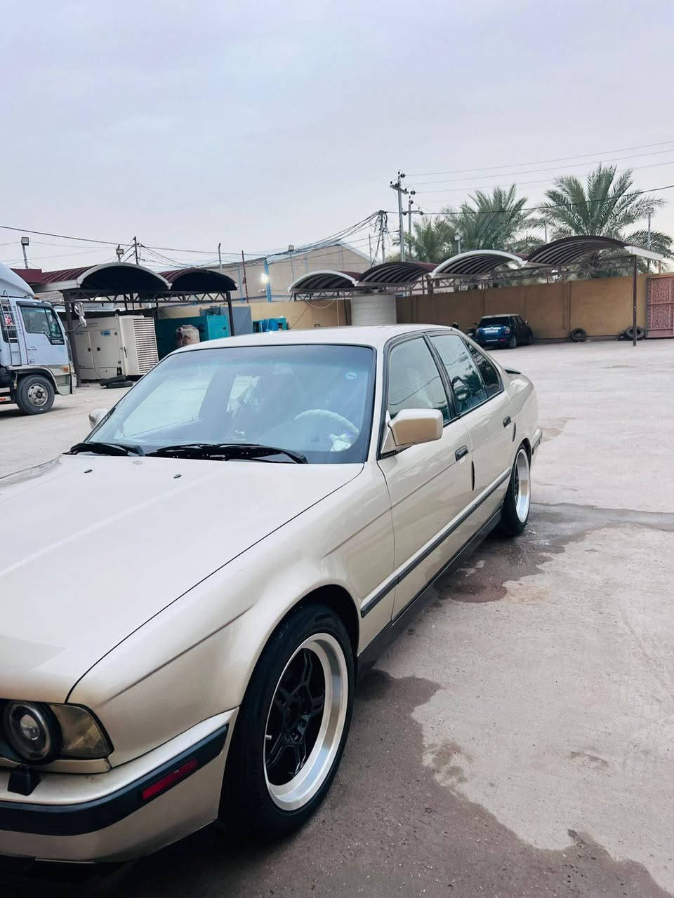 سلام عليكم من رخيصة الادمن  BMW موديل 90 اربيل  دولي  جاهزه من كلشي صدر جديد تخم تاير وكاله مضمونه تريد تحويل مكفوله من ضربه سياره حلوه احلى من الصور مكان السيارة بابل السعر( 67) ***********/ ***********
