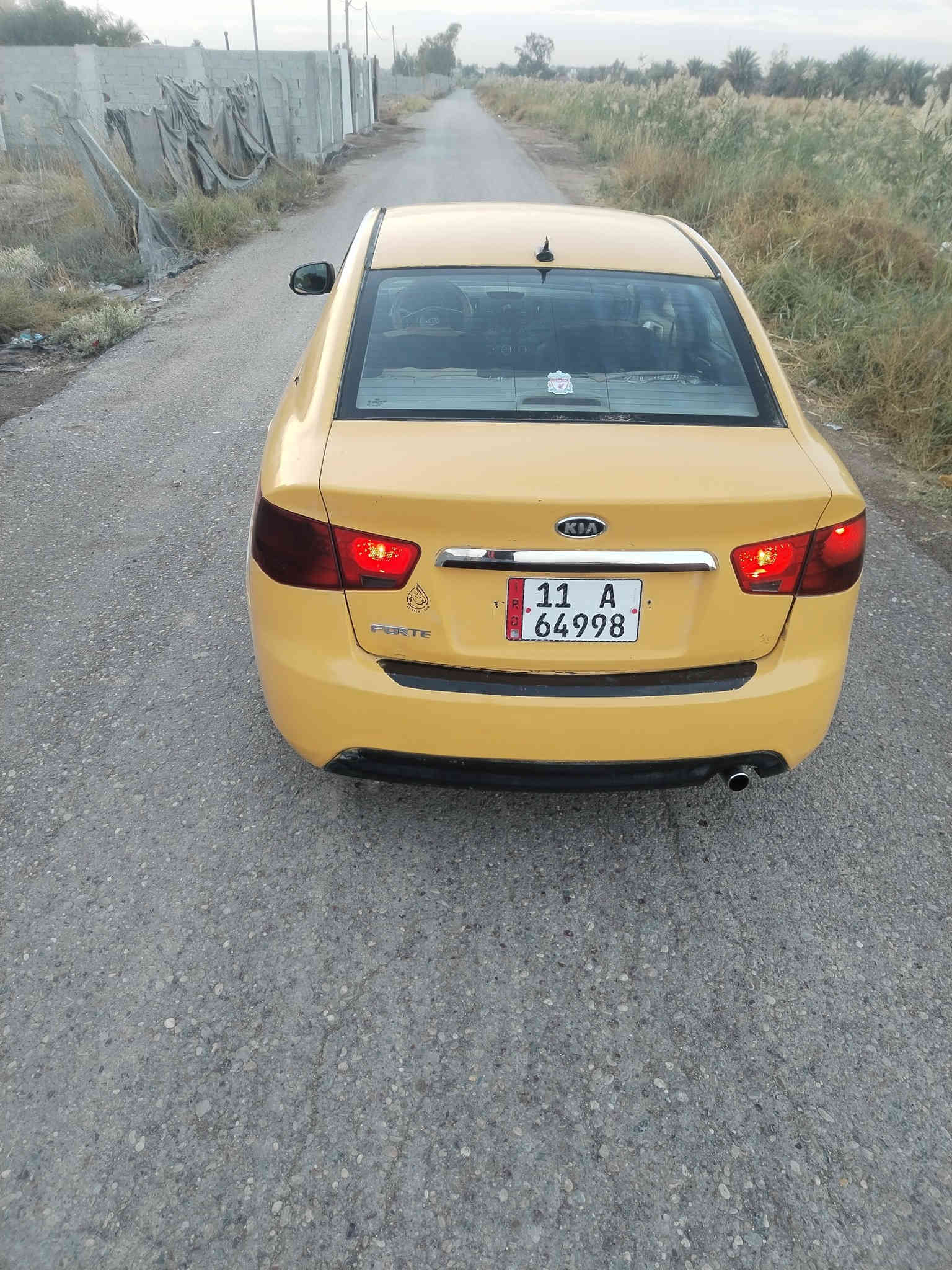 سلام عليكم فورتي 2010 وارد أمريكي حادث جاملغ امامي بدون داوخل اليبل واحد عده حادثه رقم بغداد  شرط تحويل سنويه لل2027 مصفره هيئه غرامات
محرك2000دوش مرغوب مكفول من تنقيص و تبخير صدر امامي و الخلفي جديد
تخم تاير جديد ويل جديد تبريد شغال 
نص فول 
فول تحكمات استرين
نظام ايكو 
مانع زلاق
تقليل قود 
باقي بيه مواصفات هواي العنوان بغداد السعر 85 بيه مجال الشراي 
رقم هاتف ***********
