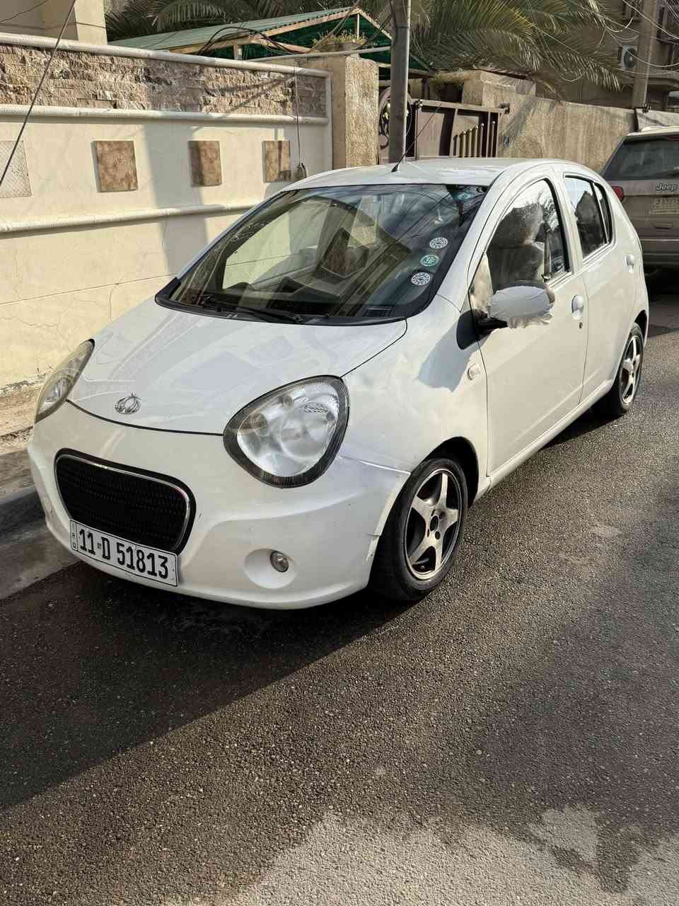 سلام عليكم 
باندا 🐼 2012 باسمي تحويل مباشر 
ماشيه 78حقيقي 
سنويه جديد 
هزه جديد 
ارقام جديد 
كير محرك نظيفات وخير من الله 
تبريد شغال ثلج 
شاشه 
سنتر لوك  كله شغال 
كهرباءيات شغاله 
سياره نظيفه حيل ربع متصرف عليها كامله مكمله وعليها ادامه من كلشي 
السعر. 51 $ وبيهه مجال بسيط 
العنوان. بغداد حي الأعلام 
***********.    ***********
