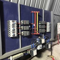 🎯 مكتب النخيل الهندسي لجميع أعمال السيطرة واللوحات الكهربائية ⚡  ✅ خدم...