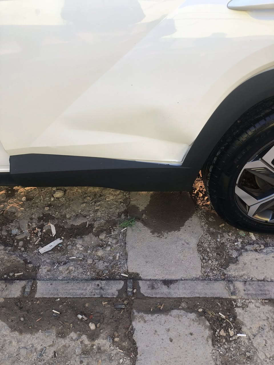 السلام عليكم توسان وارد امريكي موديل 2024 كلين تايتل رقم شمالي بأسمي فول مواصفات اعلى فئة السعر 235$ الاتصال  ***********￼
