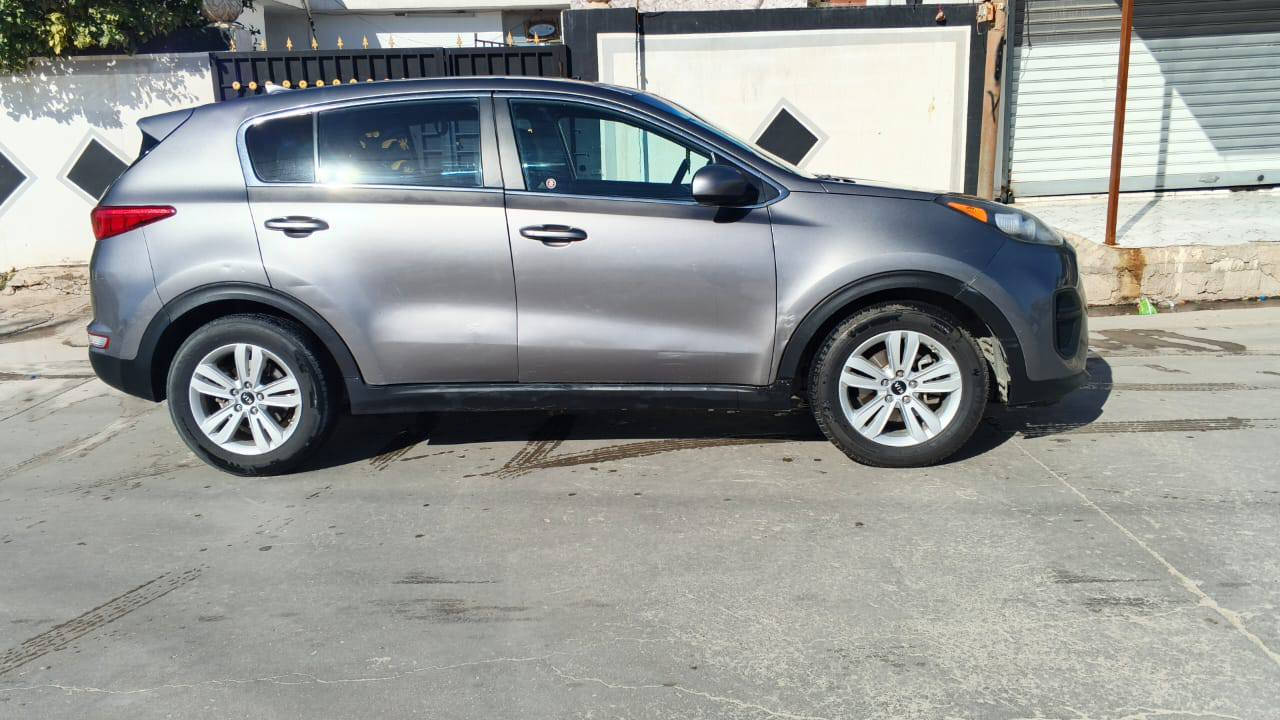 السلام عليكم للبيع كيه سبورتج موديل،2018بجم كبس خلفيه كبس فقط بابين صبق رقم كركوك  مشروع وطني دفتربانزين كير محرك تبريد سياره ماشيه 130بلادي رقم جديد هزه جديده  السعر 142يرهم مراوس حسب الغناعه  ***********العنوان كركوك
