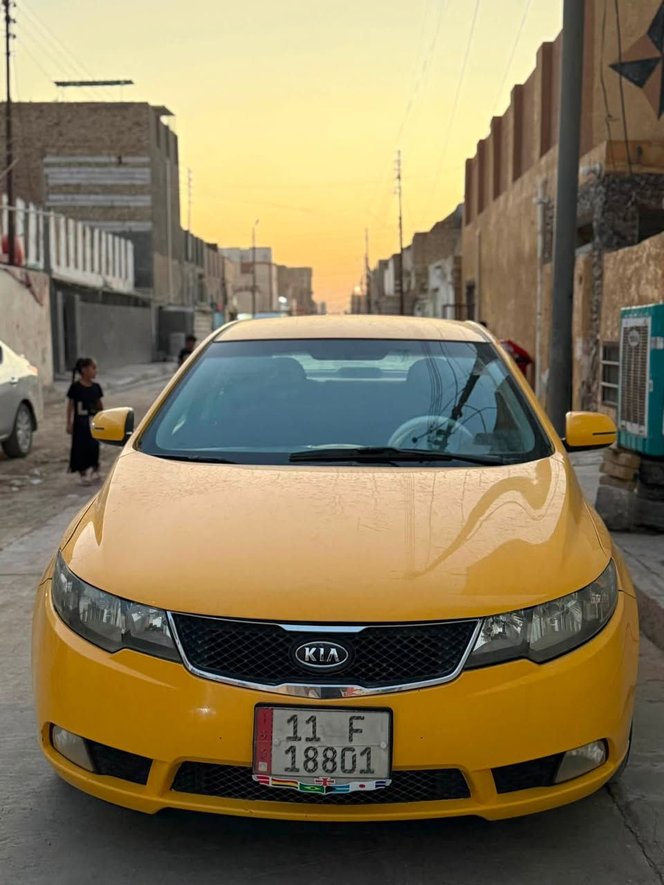 فقط للبيع اعتذر عن المراوس
السلام عليكم فورتي 2011رقم بغداد سنويه جديده باسم كرايبنه مداور ثاني يوم
وارد امريكي حداديه صدر تخم تاير جاهزه 
السعر 77 وبي مجال بسيط
المكان حله مركز المدينه
***********
