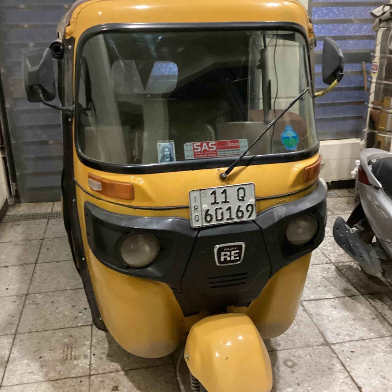 السلام عليكم تكتك للبيع موديل 18  مرقم اجازه وسنويه تحويل ثاني يوم  السعر 5 ملايين مكاني بغداد / الزعفرانية هذا الرقم واني بخدمتكم *********** . شباب المايشتري لا يخابر ويتعبني
