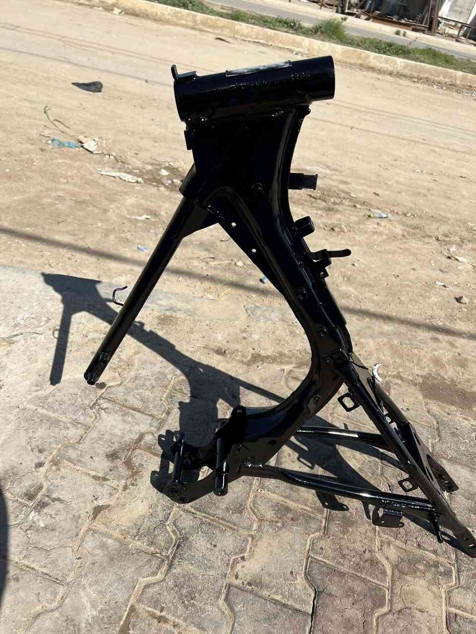 سلام عليكم شباب شاصي متياز وراق صولي مكفول من ليحم ولعواج شاصي مرتب وجاهز بس شد ولحد يصير لوتي ترا سعارهن معروفات..    ***********
