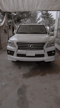 السلام عليكم
للبيع 
لكزس 2013 سوبر سبوت فول الفول داخل قرميدي أصل بريم 
بسعر لاندكروز 12 
وارد خليجي فول مواصفات
محرك 8 سلندر 5700 شرط
بصمة تشغيل 
تشغيل عن بعد
كشنات كلهن تدفئة وكهرباء امامي خلفي
كشنات 7 راكب كهرباء
رادار امامي
سلايد روف 
صندوك كهرباء
ميموري خزن كشن وستيرن
ستيرن كهرباء
جكات 
4 وضعيات قيادة
سستم صوت هارمن
زراك لايتات وزنون حتى بلوجكترات 
تبريد منفصل 4 قطع
ويل حجم 20 
تخم تايرات جديد
مابيها اي نقص  
السيارة كلش جديدة 

السعر370ورقة 

رقم بغداد الجديد هزه وسنوية
2029
***********
جميع شي موجود بالفيديو مع رصعات جدا بسيطه في السقف
