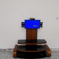 ميز بلازمة • أثاث منزلي