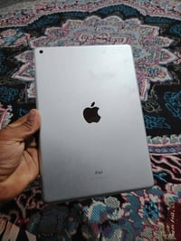 آيباد الجيل 9 • ٦٤ • النجف عباسيه