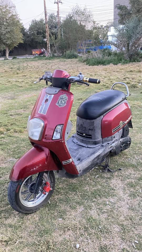 سلام عليكم ماكس بوليس دراحه حلوه ونضيفه وبلاديه كهربائيات شغاله محرك ناعم مكاني كربلاء حي الصحفيين سعره ٧٥٠ رقمي ***********
