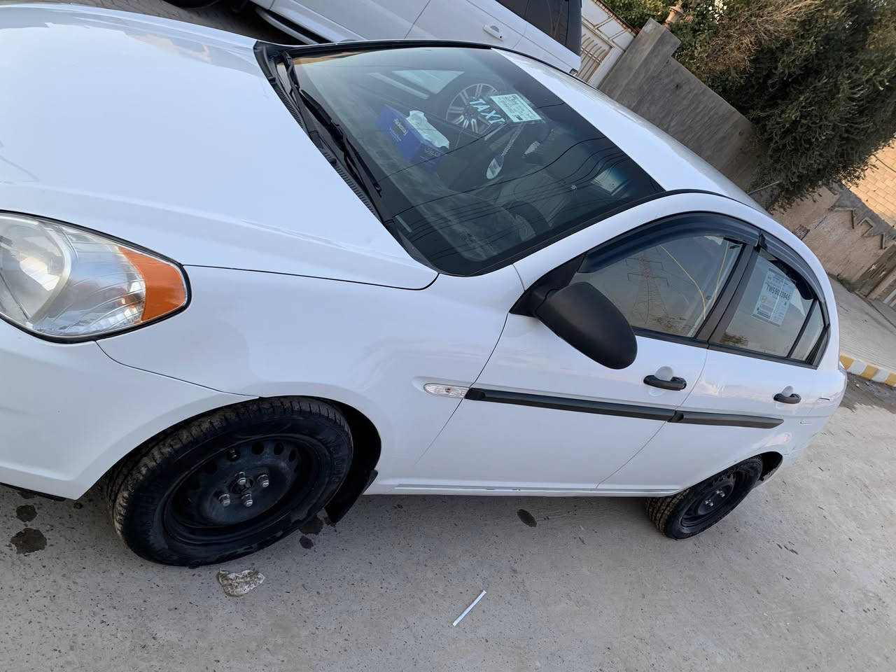 السلام عليكم اكسنت للبيع موديل ٢٠٠٨ رقم بغداد السياره كلين كلين  محرك صدر كير كله سليم تبريد شغال السياره كامله مكمله السعر ٩٠ وبيها مجال للطيبين للاستفسار ***********
