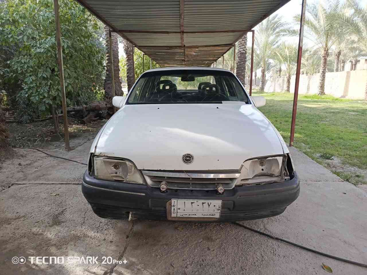 السلام عليكم  رمضان كريم
للبيع  اوبل اوميكا 

موديل 93

رقم قادسيه بسمي مشروع وطني تحويل مباشر 

محرك مفتوح  2000

كير ومحرك جدد 

صدر خلفي امامي جديد 

تخم تاير    باتري جديد 

كهربائيات كله شغاله

السياره بلاديه بدون صبغ مكفوله تكم ولغود وشواصي 

مكاني بغداد 

السعر  22

***********
