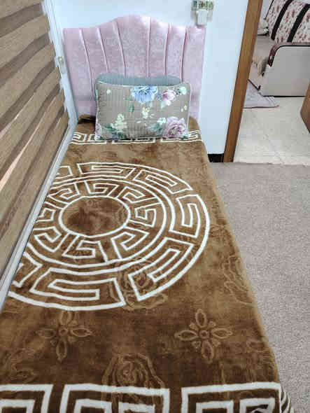 ازادي
للبيع كامل او في القطعة.
لتواصل ***********
